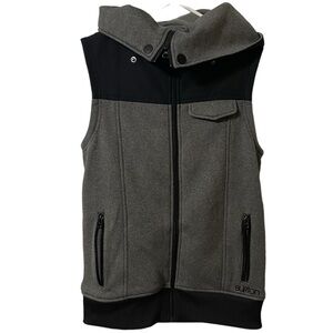 Super cozy Burton vest size Medium.